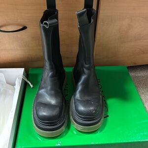 Authentic bottega tire boot